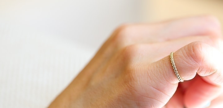 縁結びにも マイレのピンキーリング ハンドメイドのハワイアンジュエリー Pua Ally 縁結びにも マイレのピンキーリング ハンドメイドのハワイアンジュエリー Pua Ally