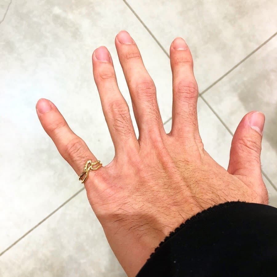 着用写真8 ハワイアンジュエリーpua Ally プアアリ