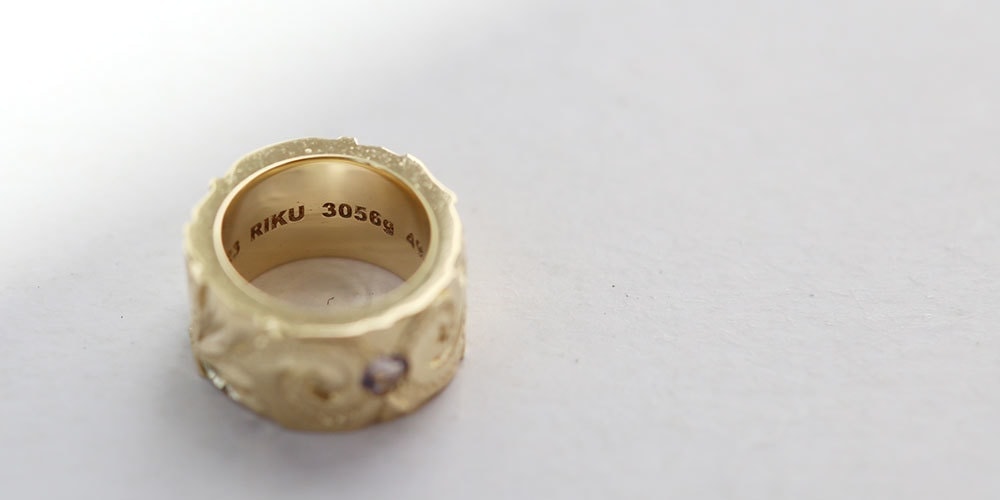 ベビーリングを男の子へ贈るのは変じゃない 男の子用に人気ベビーリングはこれ 恵比寿 ハワイアンジュエリーpua Ally ベビーリングを男の子へ贈るのは変じゃない 男の子用に人気ベビーリングはこれ 恵比寿 ハワイアンジュエリーpua Ally